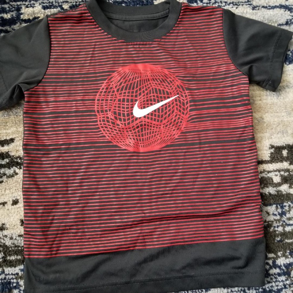 Boys Nike Dri Fit The Tee